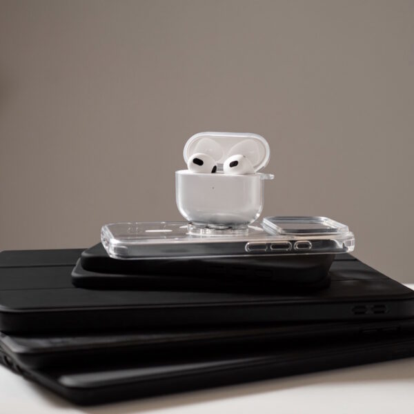 AirPods™ Hülle mit Karabinerhaken