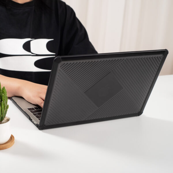 Rugged Cover Case für MacBook™
